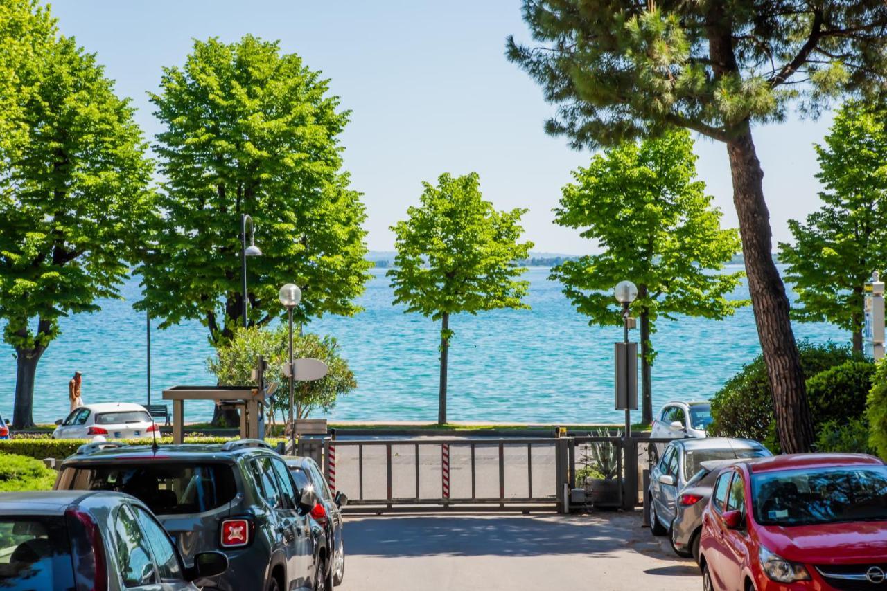 Marialuisa'S Home - Le Rive Del Lago Desenzano del Garda Exteriör bild